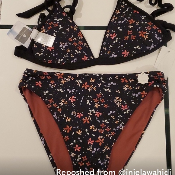 Black Reversible Triangle Bikini Top Everyday Sunday-Black-M - Picture 6 of 6